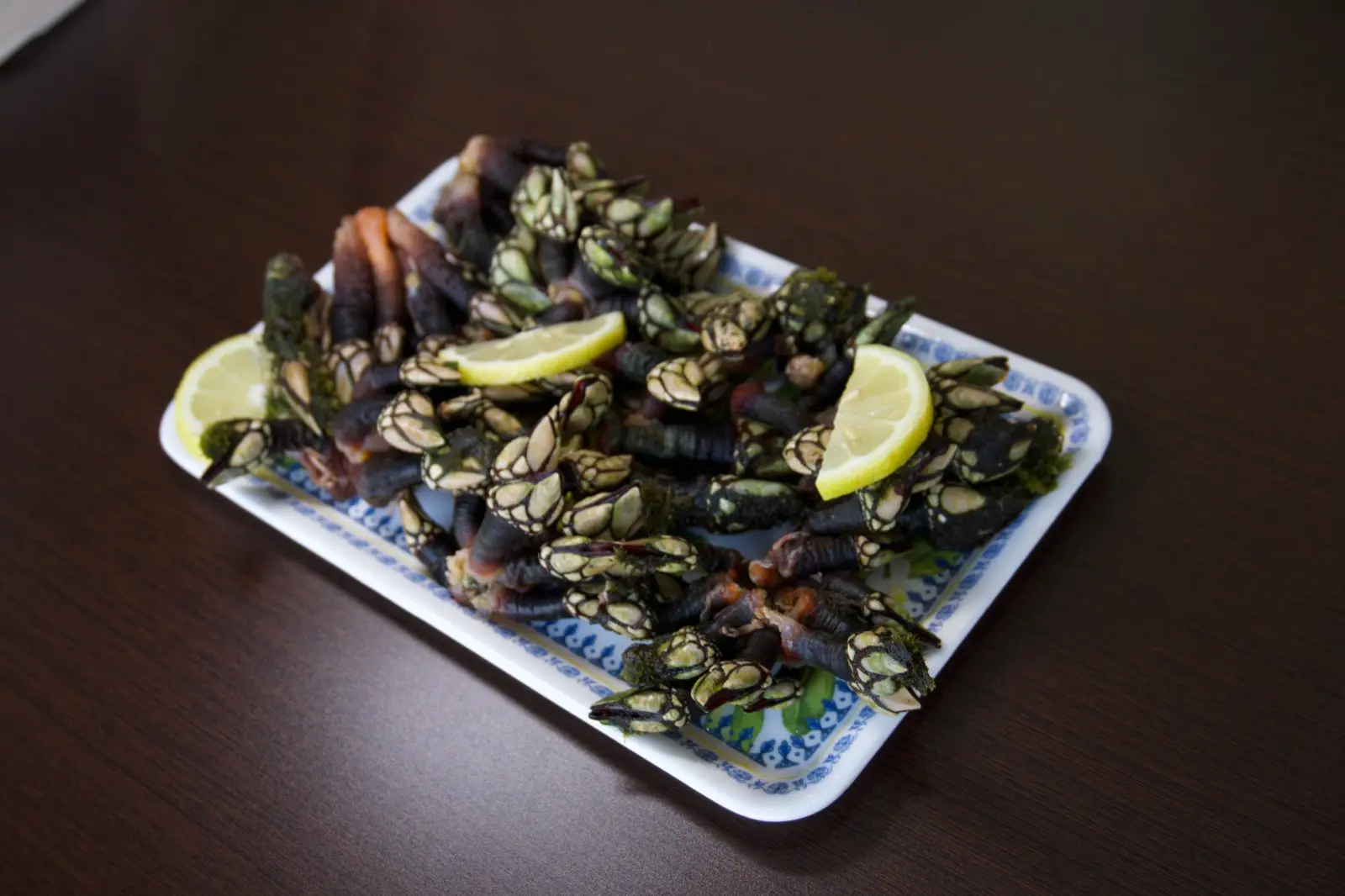 Percebes cozidos ao natural